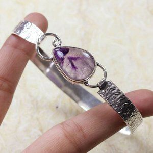 Elegant Silver and Purple Teardrop Bracelet